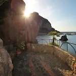 Faraglioni Fronte Cefalù