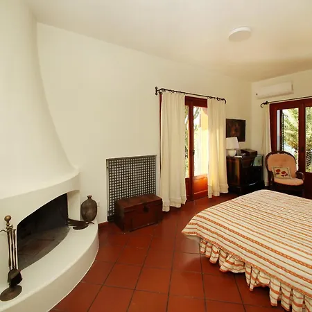 Villa Faraglioni Fronte